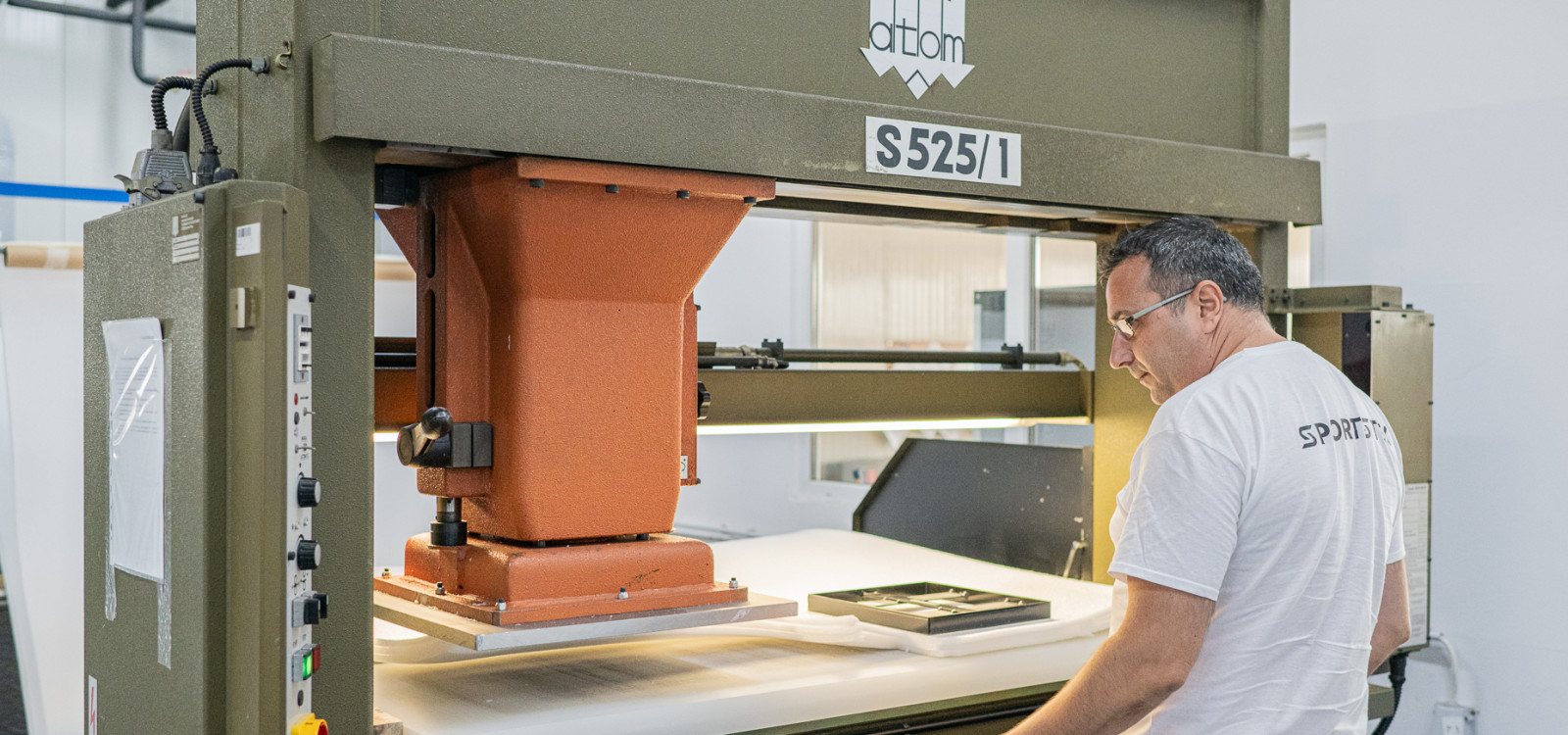 Die cutting image