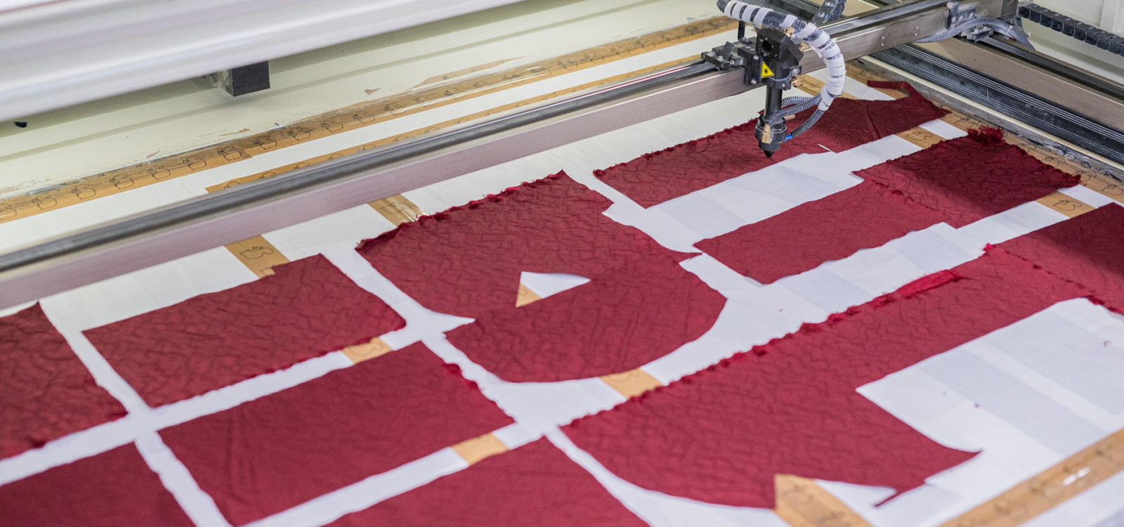 Laser cutting machines image
